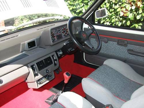 1984 MG Metro MK1 Turbo Interior