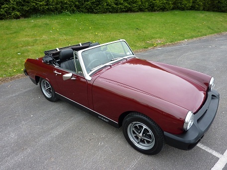 1977 mg midget damask red 2