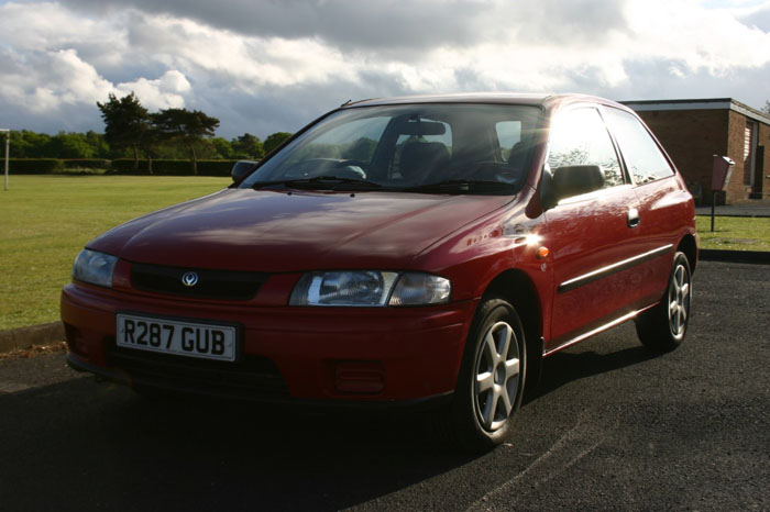 1997 mazda 323 lxi 1