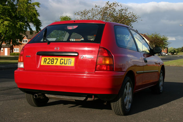 1997 mazda 323 lxi 6