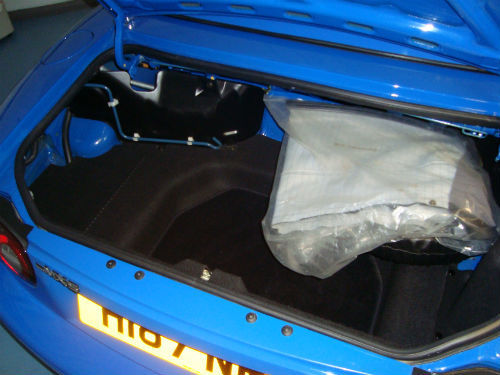 1991 Mazda MX 5 Sports Convertible Boot