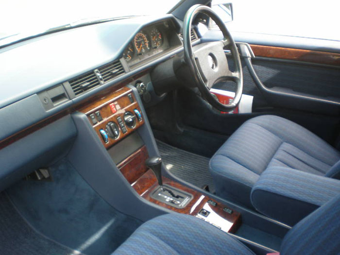 1990 mercedes 260e auto blue interior