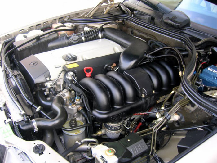 1994 mercedes benz e320 engine bay 2