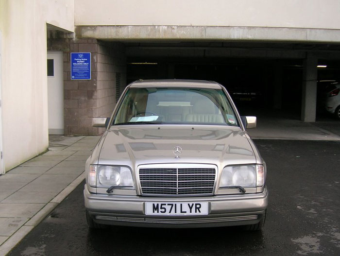 1994 mercedes benz e320 front