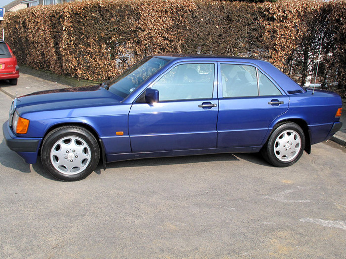 1993 Mercedes-Benz W201 190LE Left Side