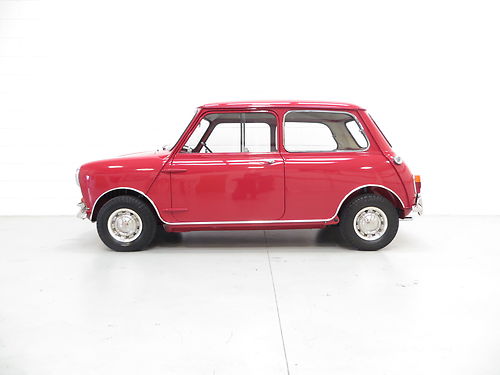 1960 Morris Mini MK1 Deluxe Left Side