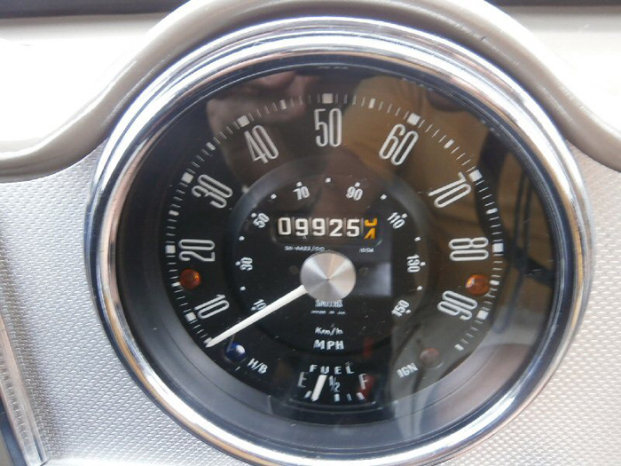 1972 Morris Minor Van Speedometer