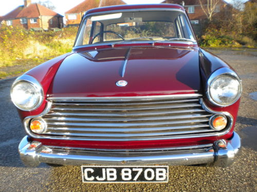 1964 morris oxford maroon front