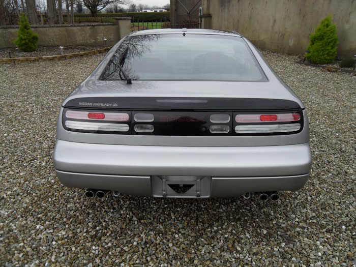 1999 nissan 300zx version s back