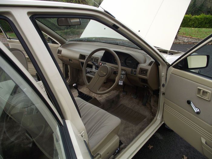 1983 Datsun Nissan Cherry 1.3 GL Front Interior