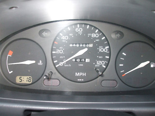 1997 p nissan micra 1.0 l automatic powersteering dashboard
