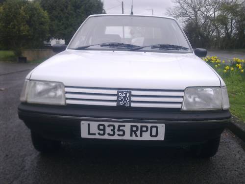 1993 l peugeot 205 diesel 1.8 style 5 door 2