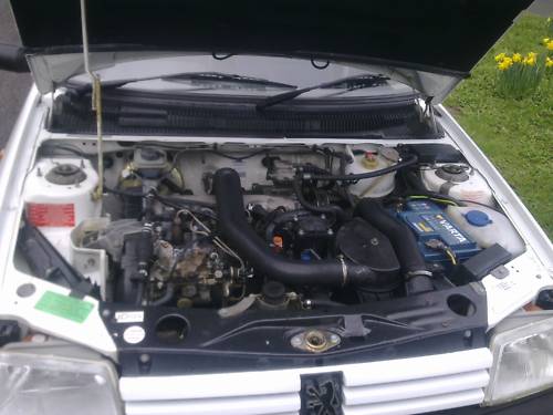 1993 l peugeot 205 diesel 1.8 style 5 door engine bay