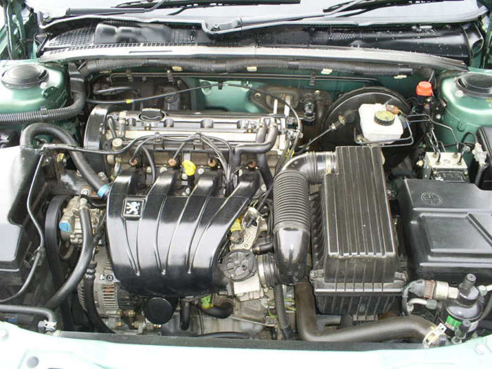 1999 1.8l peugeot 406 lx engine bay