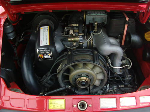 porsche 911 carrera supersport cabriolet engine bay