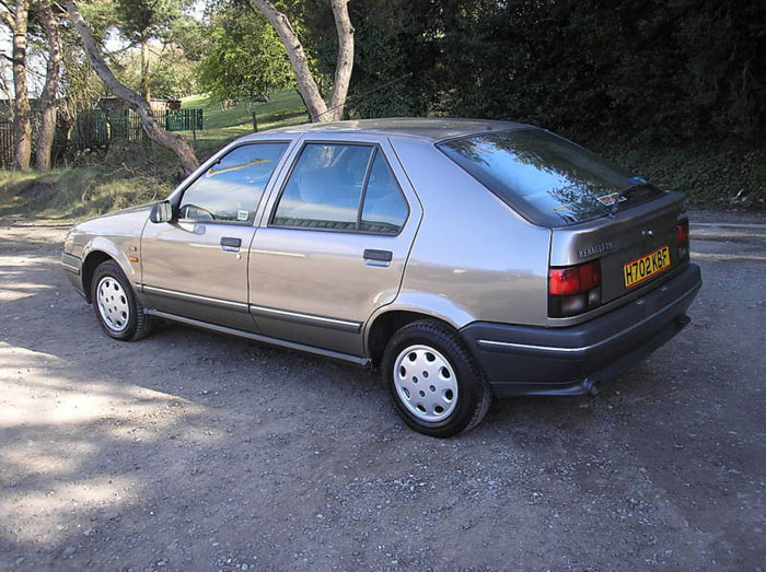 1990 renault 19 tse auto 6