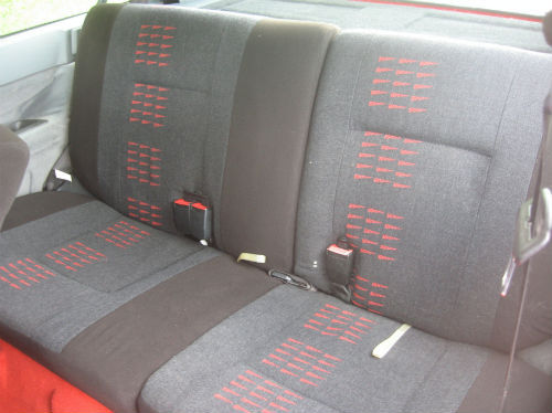 1988 renault r 5 gt turbo 3dr rear seats