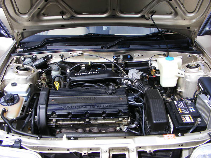 1994 rover 414 sli gold engine bay