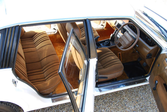 1979 series 1 rover sd1 2600 interior 1