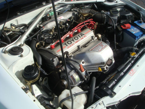 1988 Toyota Celica 2.0 GTi Engine Bay 2