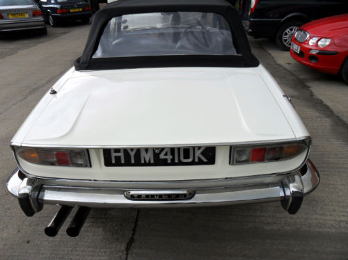 1971 v8 triumph stag back