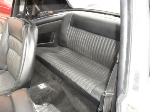 1971 v8 triumph stag interior 2