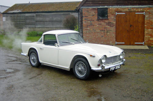 1966 triumph tr4a 1