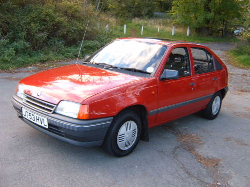 1991 vauxhall astra l red 2