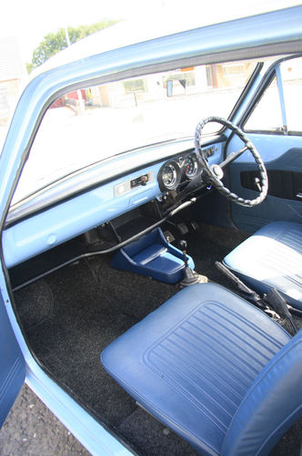 1966 Vauxhall Viva HA 90 Deluxe Front Interior 2